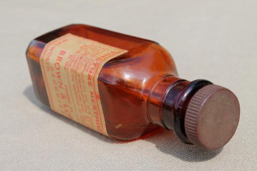 photo of vintage amber glass medicine bottle, tincture of merthiolate pre mercurochrome label #5