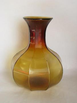 catalog photo of vintage amber glass water carafe bottle, sun tea jar