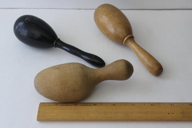 photo of vintage & antique sock darners, wooden mending darning eggs & toe shaped block dated 1907 #4