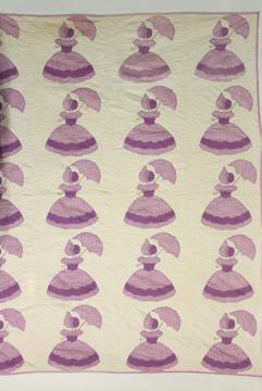 catalog photo of vintage applique quilt, southern belle sunbonnet lady w/ parasol, lavender & white cotton