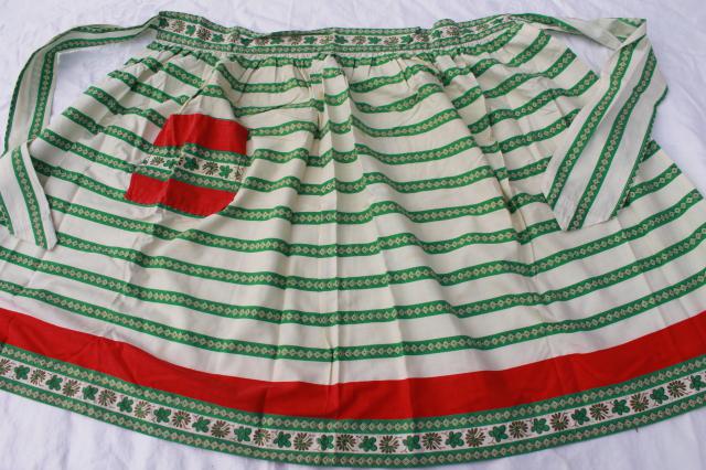 photo of vintage apron lot, kitchen aprons & holiday aprons all retro fabric, cute cotton prints #6