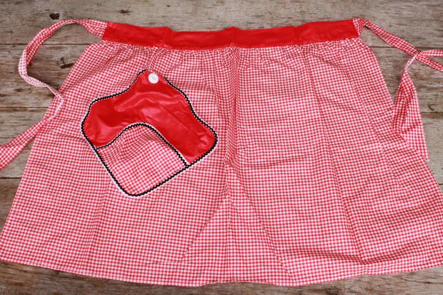 photo of vintage apron lot, red & black kitchen aprons all retro fabric, pretty prints #3