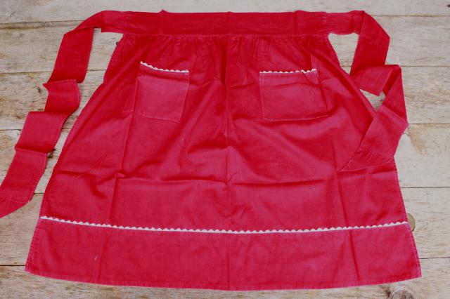 photo of vintage apron lot, red & black kitchen aprons all retro fabric, pretty prints #9