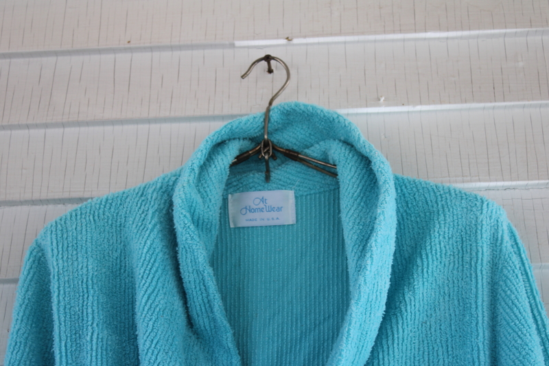 photo of vintage aqua blue chenille robe made in USA, soft cozy bathrobe cotton poly chenille fabric #3