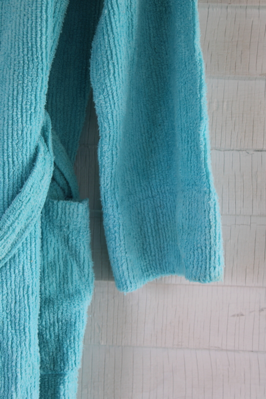 photo of vintage aqua blue chenille robe made in USA, soft cozy bathrobe cotton poly chenille fabric #9