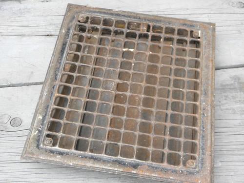 photo of vintage architectural iron hardware, old floor or wall register grate #2