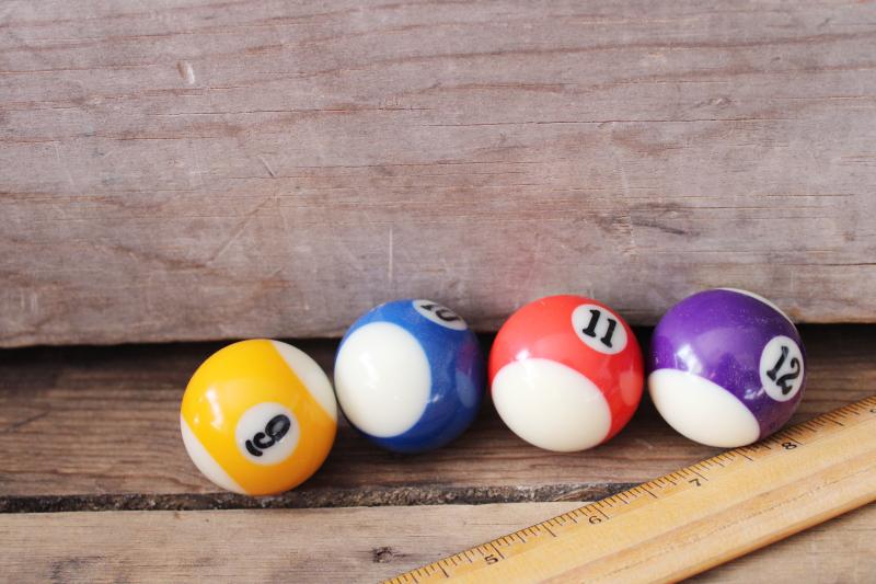 photo of vintage bakelite billiard balls or pool balls, 1 1/2 inch diameter mini size #4