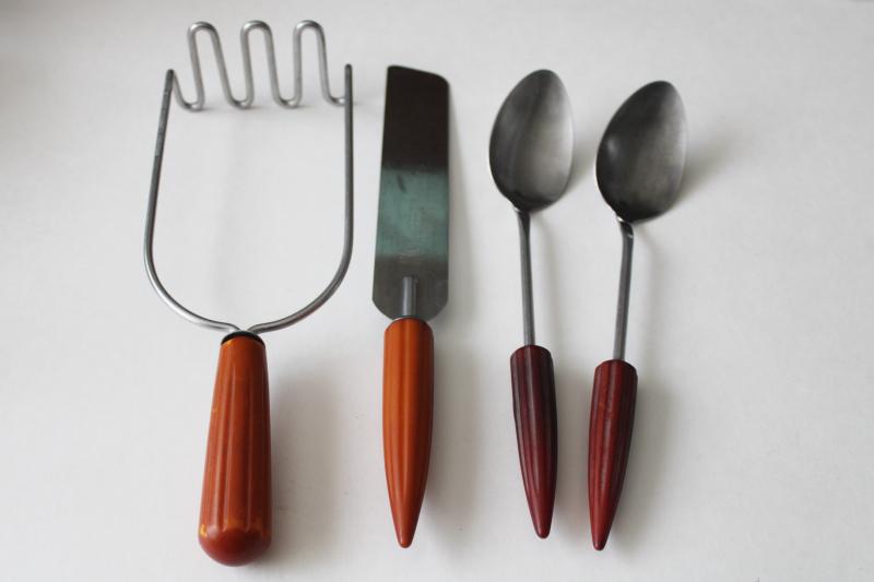 photo of vintage bakelite handle kitchen utensils, Androck bullet spatula, spoons, potato masher #1