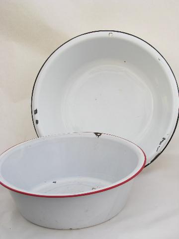 photo of vintage banded enamelware laundry / kitchen dish pan lot, big primitive bowls #1