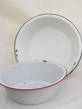 catalog photo of vintage banded enamelware laundry / kitchen dish pan lot, big primitive bowls