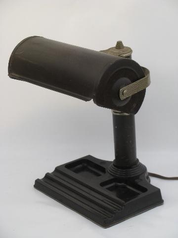 photo of vintage banker's desk lamp, metal shade on bakelite base, antique electric light #1