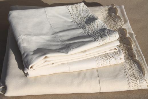 photo of vintage bedding set, crochet lace trimmed cotton pillowcases & full flat sheet #1