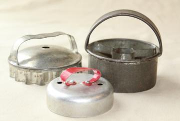 catalog photo of vintage biscuit cutter / round doughnut cutters, lot old metal kitchen tools