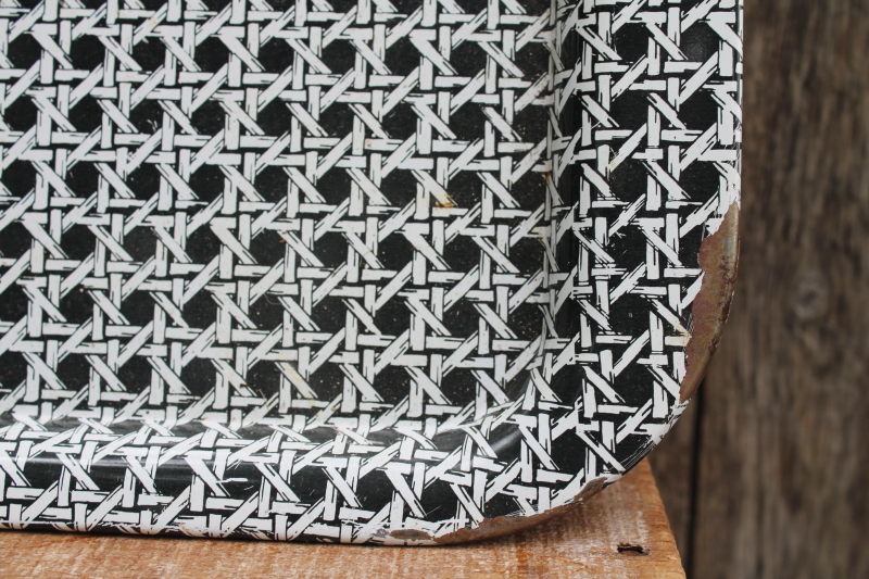photo of vintage black & white print metal lap or meal trays, wicker cane pattern mod cottage style  #3