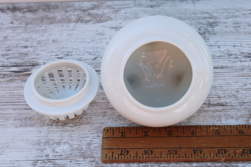 photo of vintage blanc de chine pure white porcelain incense burner, footed jar w/ cover #2