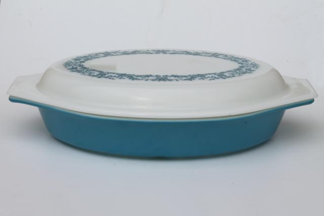 photo of vintage blue ivy Pyrex divided casserole dish, 1 1/2 quart baking pan w/ cover #2