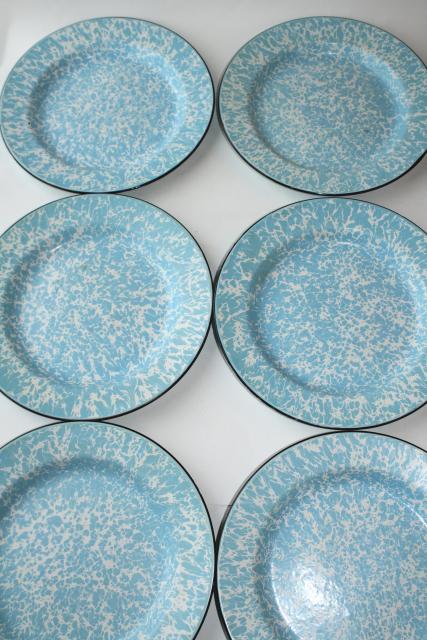 photo of vintage blue swirl enamelware plates and bowls, country primitive rustic camp cabin dishes #2