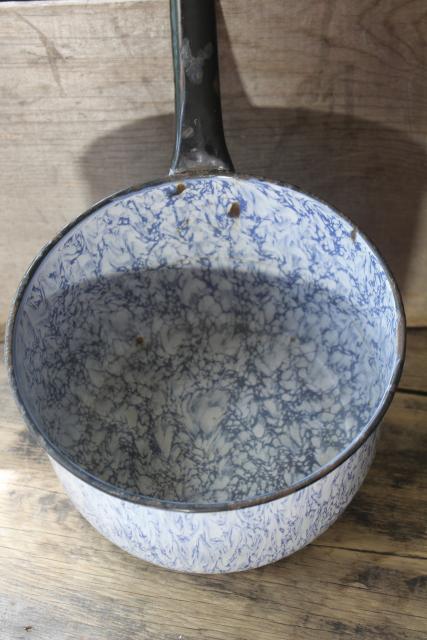 photo of vintage blue swirl graniteware enamel big cooking pot w/ handle for ranch style camp stove #4