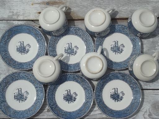 photo of vintage blue & white Currier & Ives Royal china cups and saucers set of 6 #5