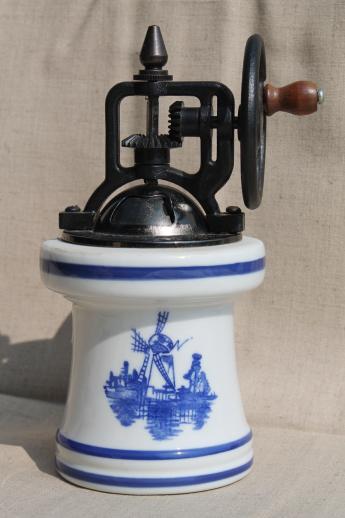 photo of vintage blue & white china pepper grinder, old fashioned hand crank spice mill #1