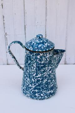 catalog photo of vintage blue & white splatterware enamelware coffee pot for camp or country kitchen