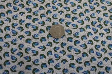 catalog photo of vintage blue & white tulip flowers print feedsack fabric, printed cotton feed sack