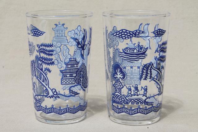 photo of vintage blue willow pattern vintage glassware, collection of drinking glasses #6