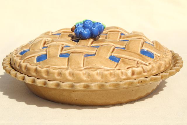 photo of vintage blueberry pie cover, ceramic pie plate pan w/ printed recipe #1