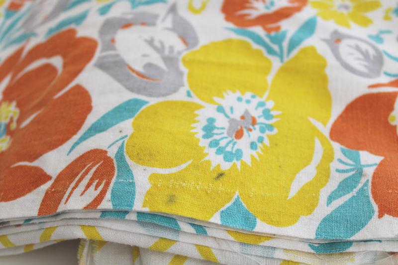 photo of vintage border print cotton feedsacks, feed sack fabric yellow & orange flower lattice #7