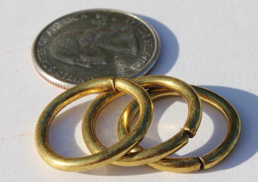 photo of vintage brass O ring, 800+ brass plated steel o-rings 3/4'' dia new old stock lot #4