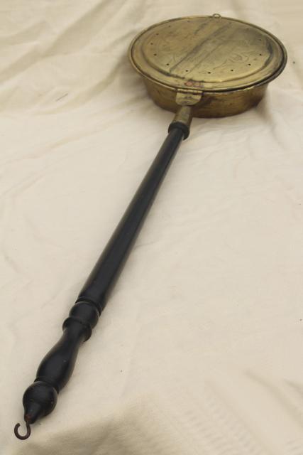 photo of vintage brass bed warmer, large solid brass pan for hot coals or roasting chestnuts #7