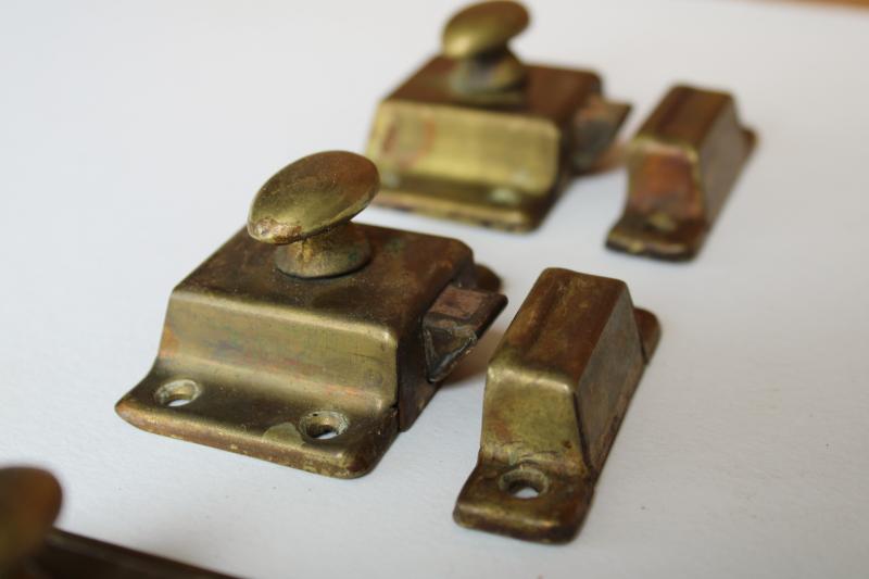 photo of vintage brass cabinet latches w/ turn knob spring closure, hooiser cupboard door hardware lot #4