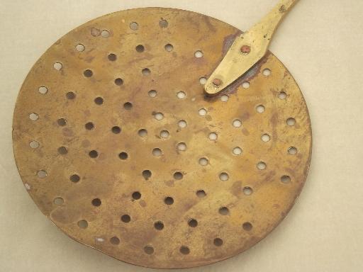 photo of vintage brass strainer paddle, large flat sieve spoon w/ long handle #3