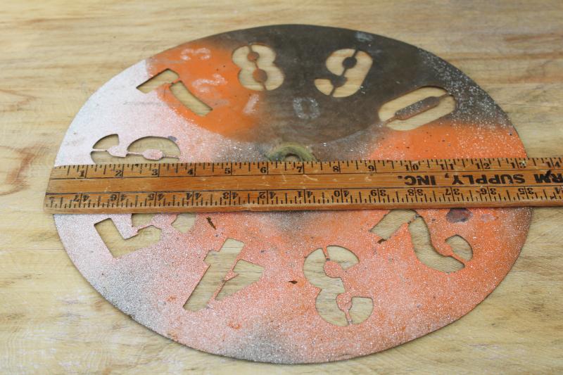 photo of vintage brass wheel painting stencil for numbering crates, sign or clock numbers 2 3/4 #4