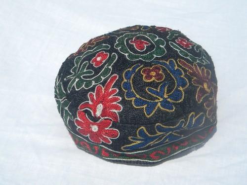 photo of vintage bucharian embroidered yarmulke or kippah religious cap #1