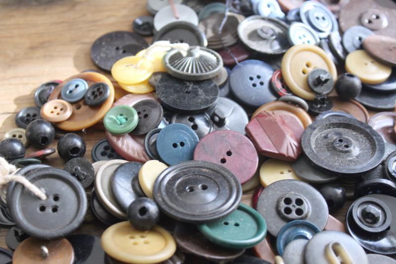 photo of vintage buttons in dark colors, project lot for upcycle art or sewing crafts #4