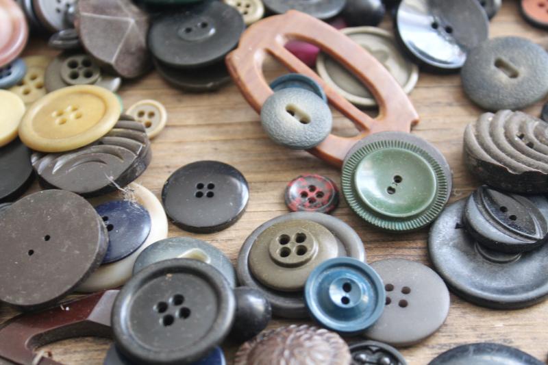 photo of vintage buttons in dark colors, project lot for upcycle art or sewing crafts #5