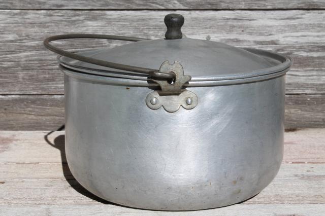 photo of vintage camp cookware, aluminum camping pots w/ wire handles, cooking kettles w/ dipper #7