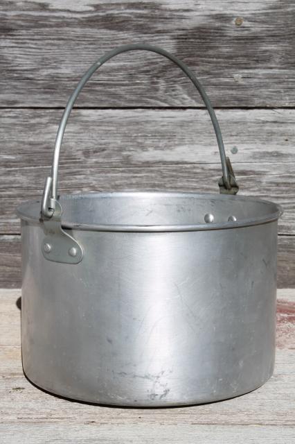 photo of vintage camp cookware, aluminum camping pots w/ wire handles, cooking kettles w/ dipper #8