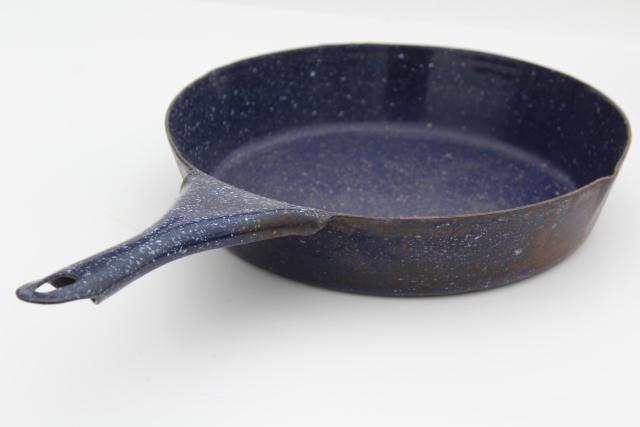 photo of vintage camp cookware blue speckled graniteware enamel ware cast iron skillet frying pan #3