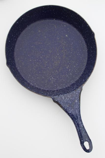 photo of vintage camp cookware blue speckled graniteware enamel ware cast iron skillet frying pan #4
