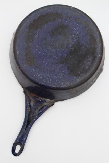 photo of vintage camp cookware blue speckled graniteware enamel ware cast iron skillet frying pan #7