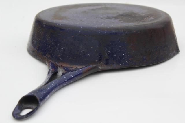photo of vintage camp cookware blue speckled graniteware enamel ware cast iron skillet frying pan #10