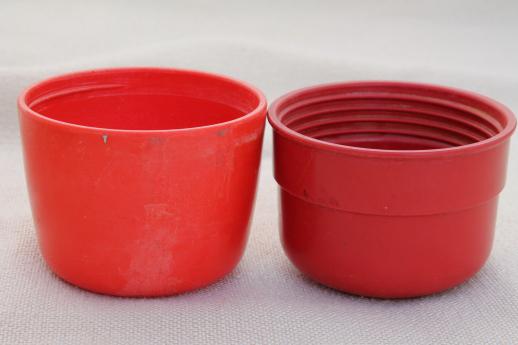 photo of vintage camping cups, red bakelite or early plastic Aladdin thermos caps & aluminum mugs #7