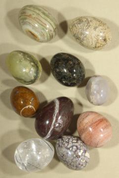 catalog photo of vintage carved stone eggs, natural mineral specimens & semi-precious stones