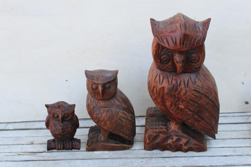 photo of vintage carved wood owls, great horned owl family rustic fall halloween decor #7