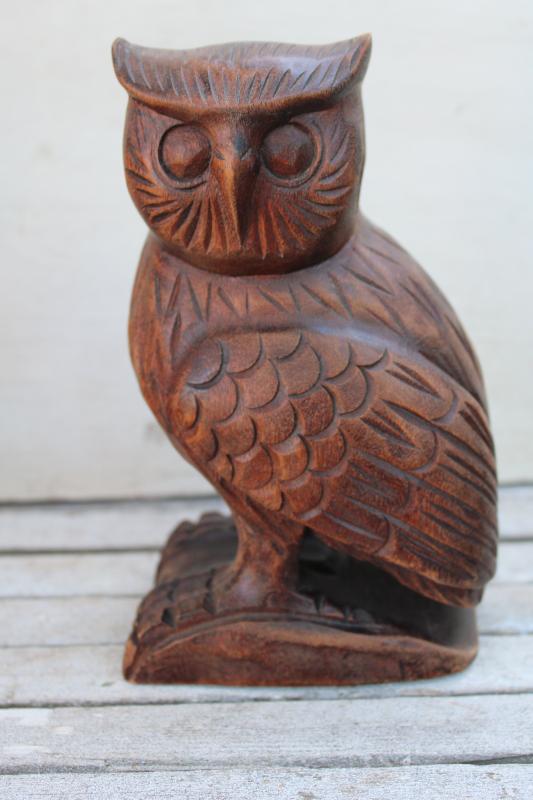 photo of vintage carved wood owls, great horned owl family rustic fall halloween decor #15