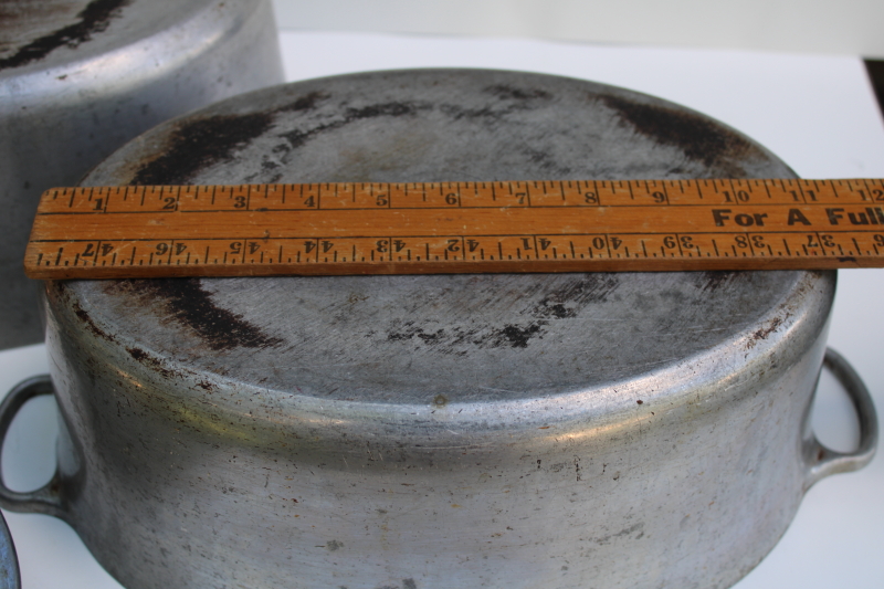 photo of vintage cast aluminum oval dutch ovens or roasters, lot of two roasting pans w/ lids  #5