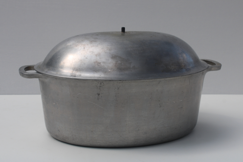 photo of vintage cast aluminum oval roaster or dutch oven, Majestic cookware pot with lid  #1