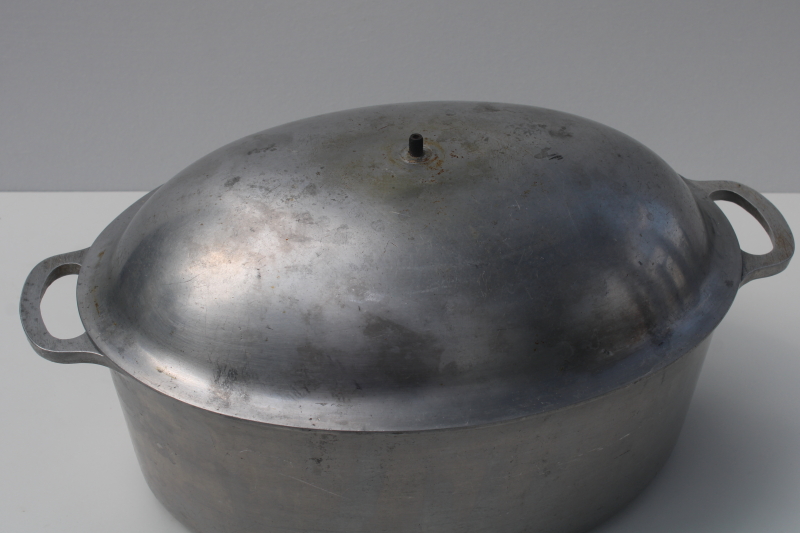 photo of vintage cast aluminum oval roaster or dutch oven, Majestic cookware pot with lid  #5